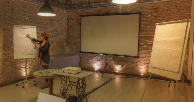 Un dels espais de l'empresa de coworking Valkiria Hub