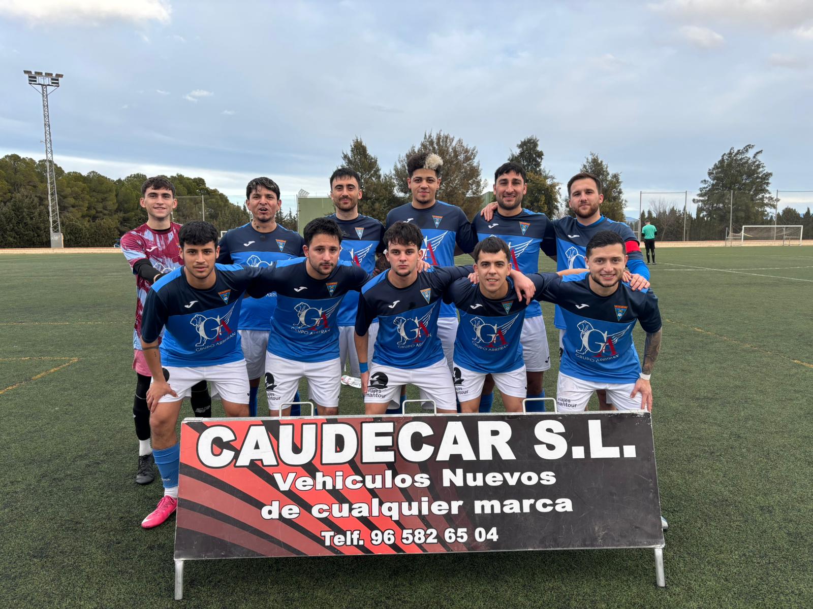 Alineación inicial del partido