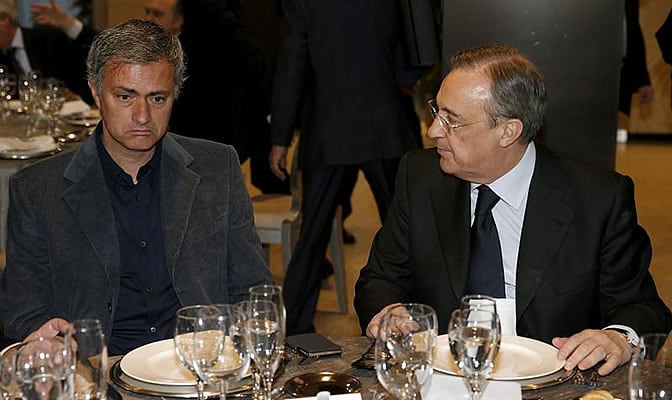 Mourinho, junto a Florentino en la tradicional comida de Navidad del Real Madrid