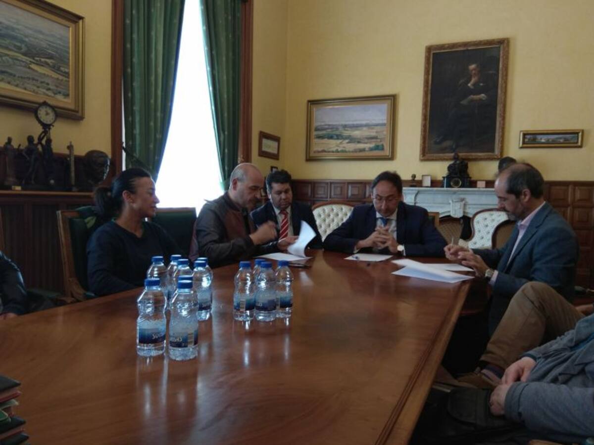 Firmado el protocolo que posibilita las canalizaciones de gas del barrio del Cristo