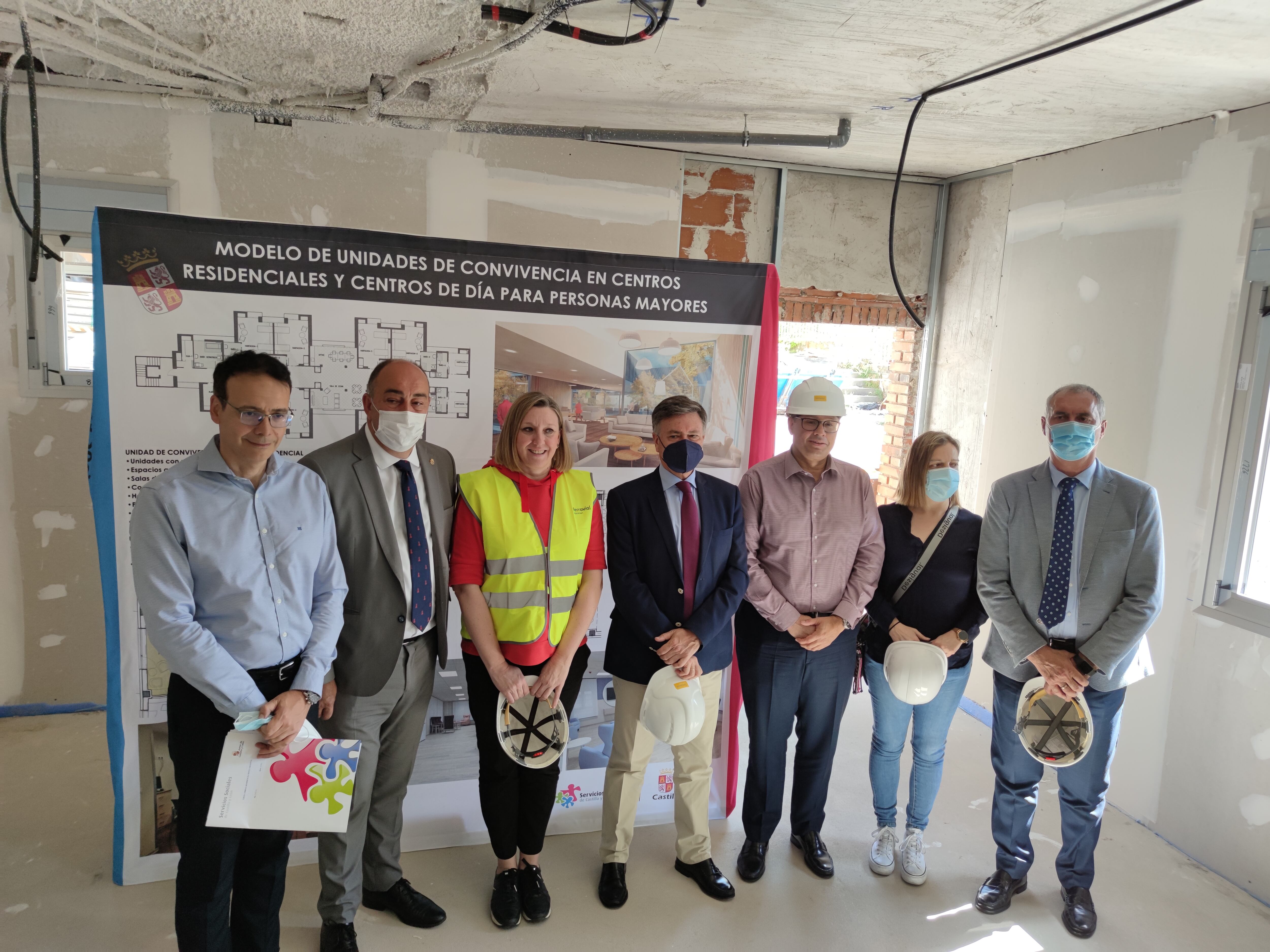 Visita de la consejera de Familia e Igualdad de Oportunidades, Isabel Blanco, a las obras en la Residencia Mixta de Segovia