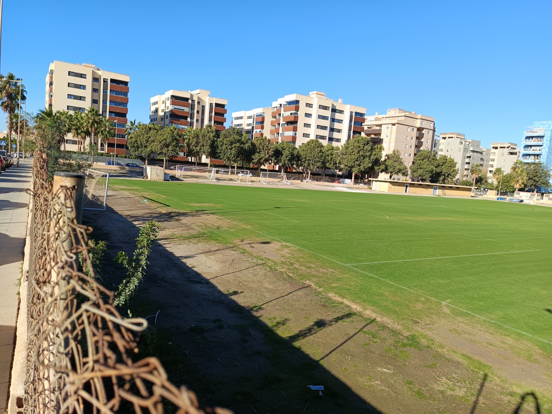 Un campo solo para entrenamiento del filial del Almería.