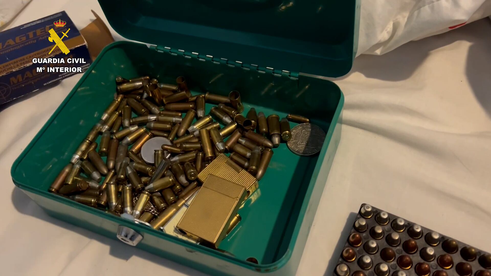 Munición incautada por la Guardia Civil en el domicilio de los detenidos