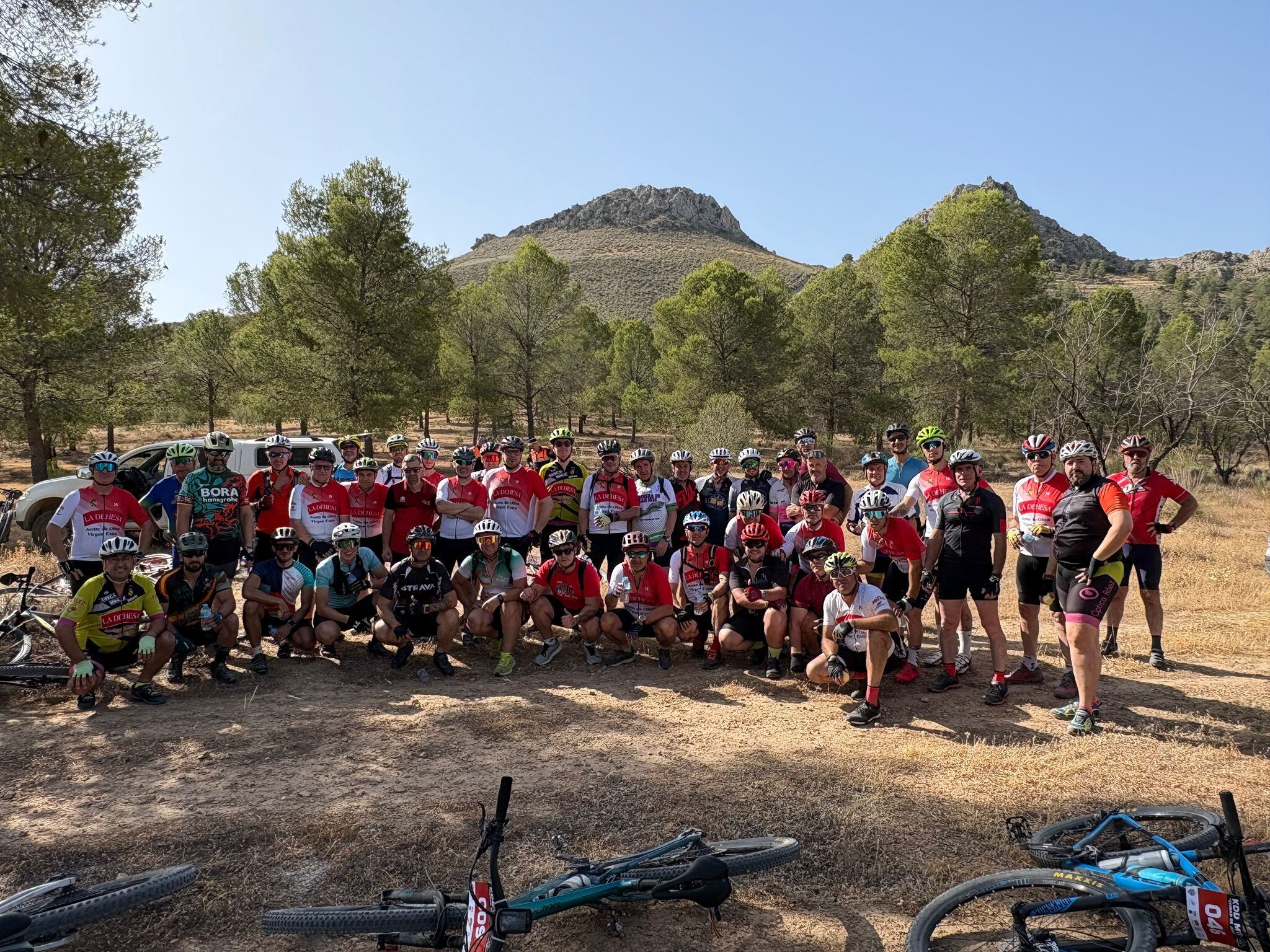 Foto de familia con los participantes en la IX KDD 'Ciudad de Jódar'