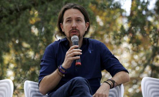 GRA159. MADRID, 24/06/2016.- El secretario general de Podemos y candidato de Unidos Podemos a la presidencia del Gobierno, Pablo Iglesias, durante su participación en un acto de campaña junto a concejales de los denominados ayuntamientos del cambio, hoy e