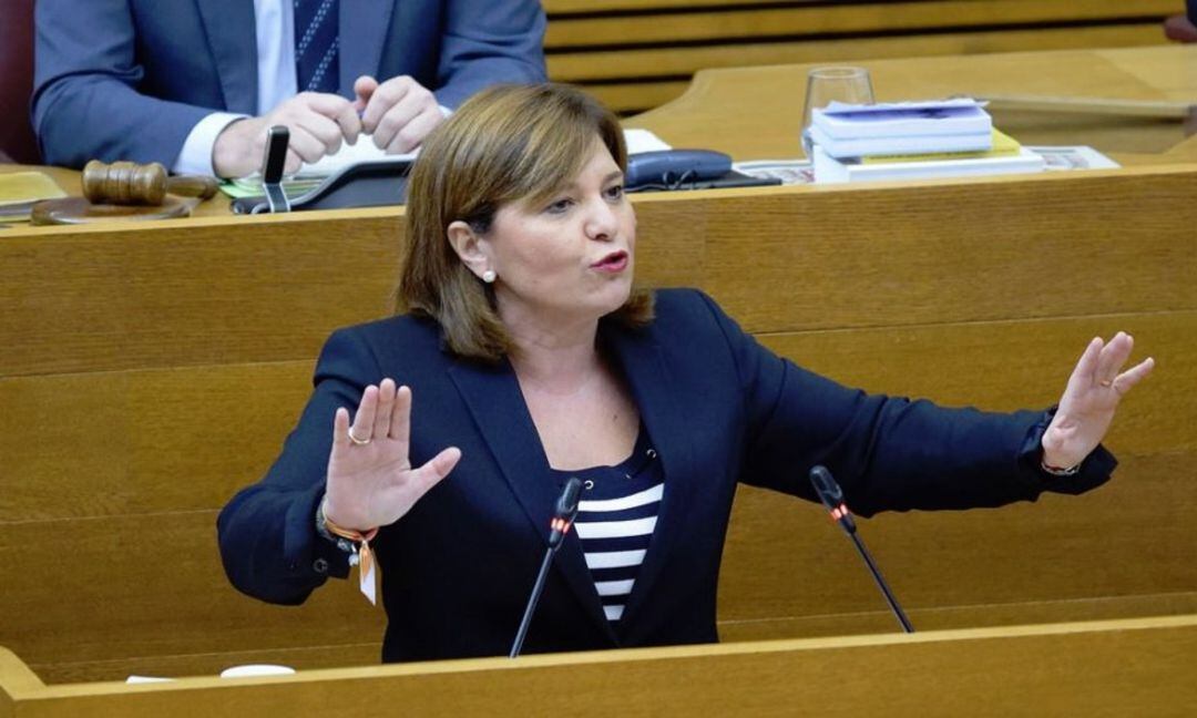 La presidenta del PPCV, Isabel Bonig, ha pedido un pleno extraordinario en Les Corts para debatir sobre la financiación autonómica