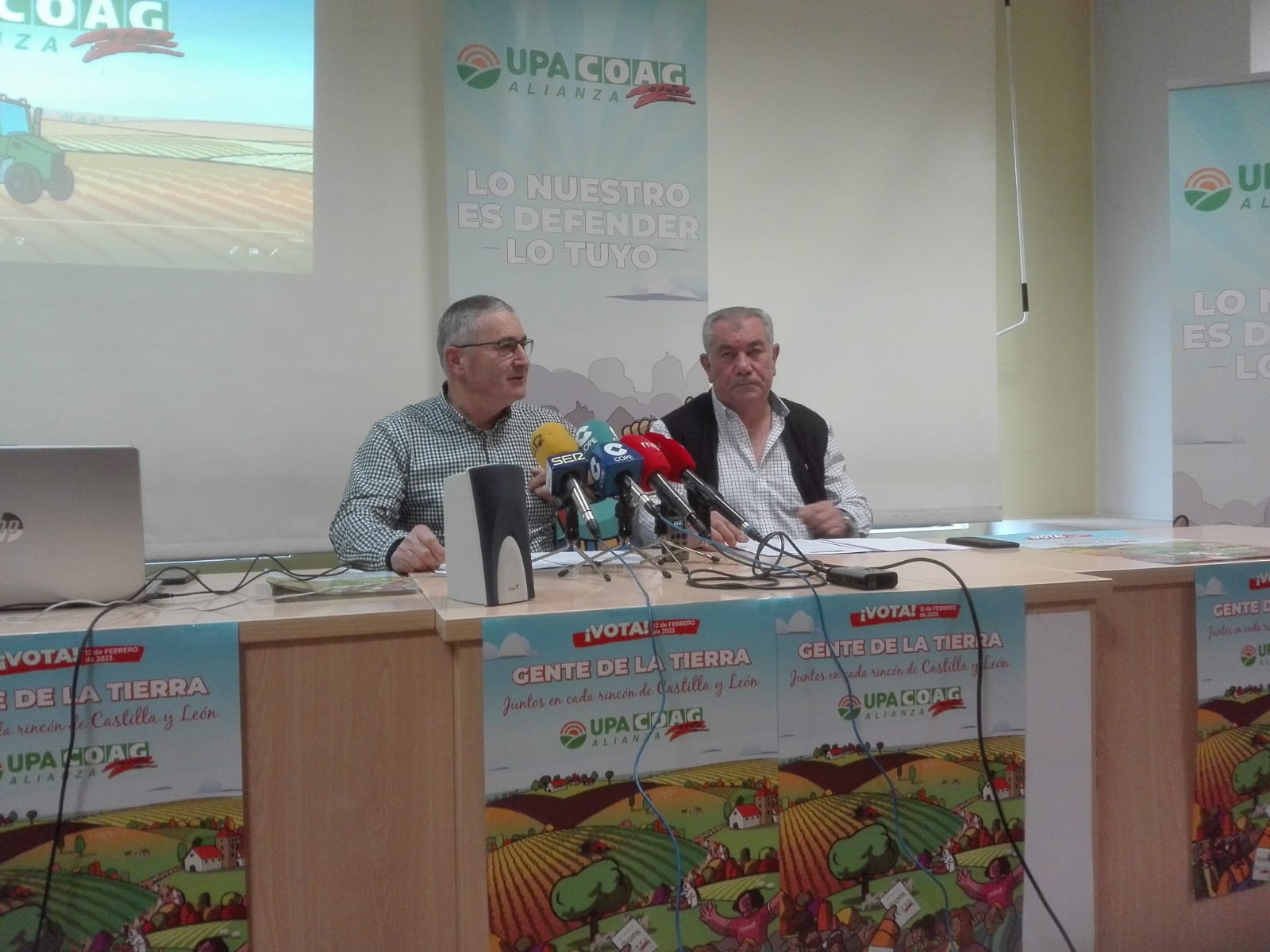 Lorenzo Rivera (COAG) y Aurelio González (UPA) durante la presentación de la candidatura