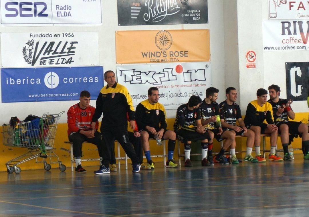 El Bm. Elda - C.E.E. se juga mucho ante el Viscoconfort Maristas Algemesí