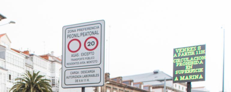 Ferreiro visita la Marina