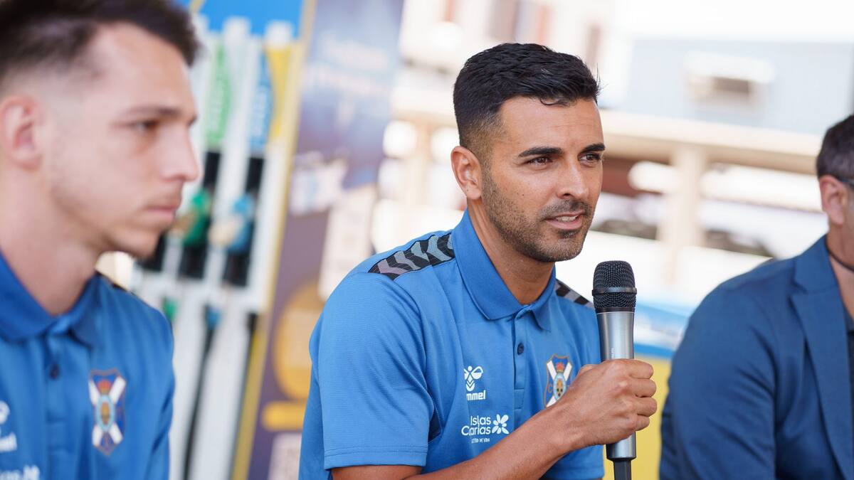 Ángel Rodríguez cuenta en 'Play Segunda' cómo vivió su fichaje frustrado por el Barça: "Tenía como 300 mensajes en mi móvil"