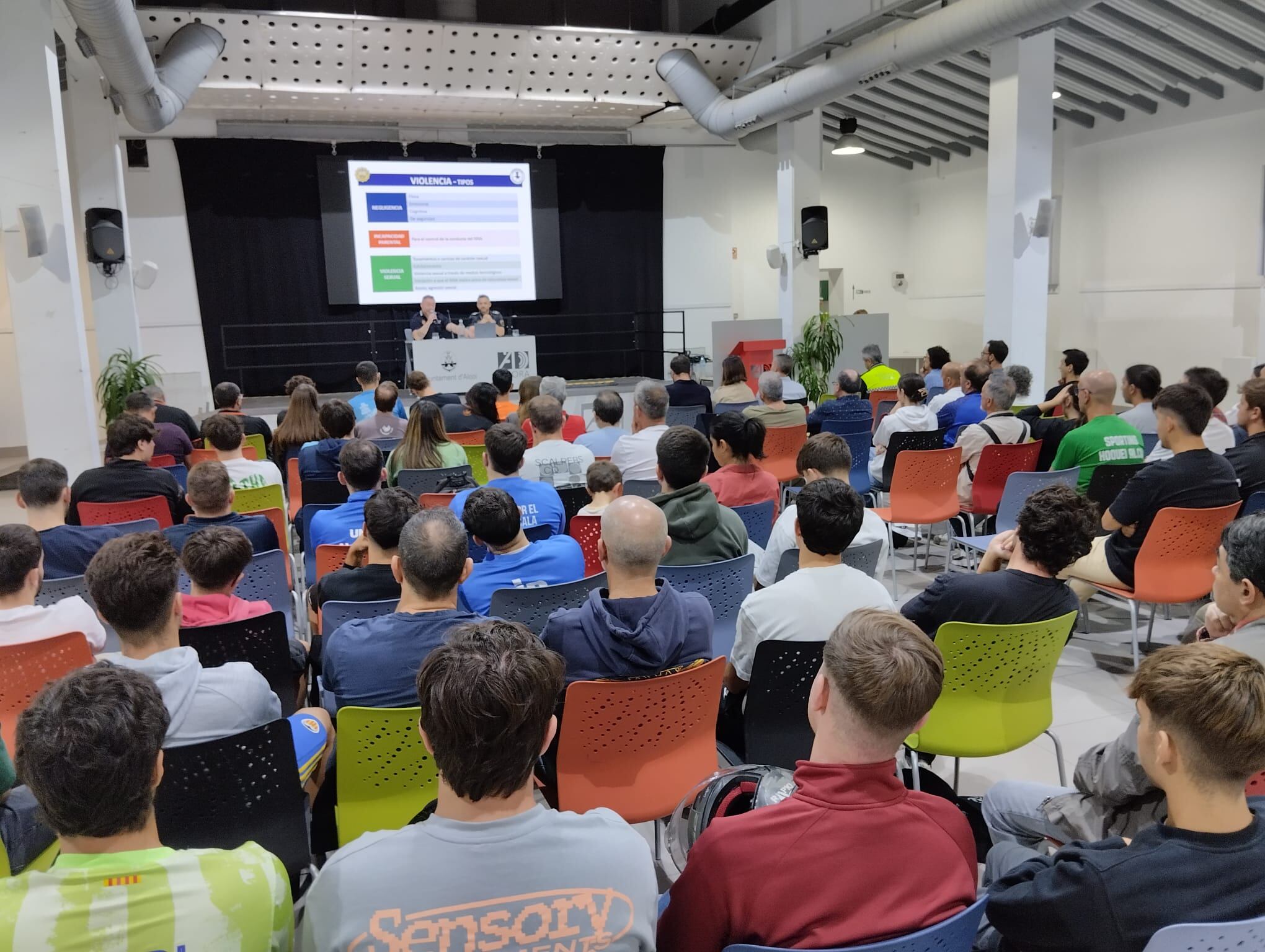 Formación para prevenir la violencia en el deporte de Alcoy
