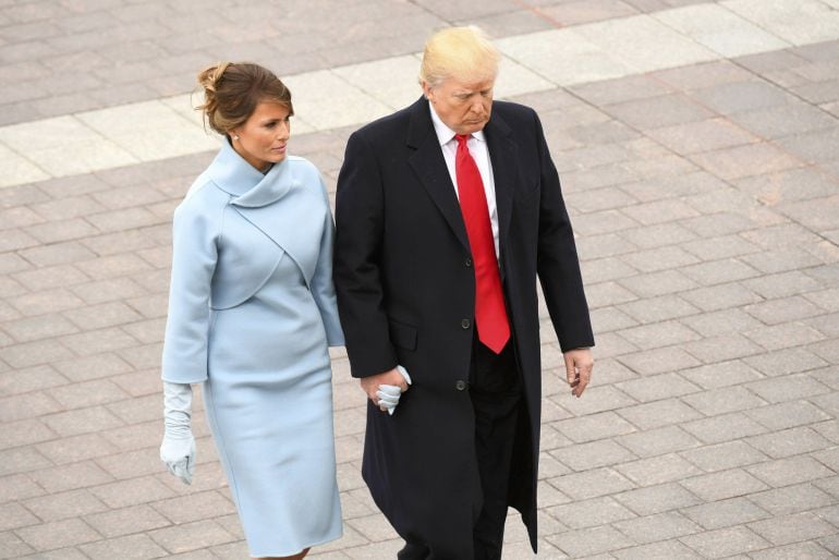 Donald Trump y Melania Trump antes de pronunciar su discurso de investidura