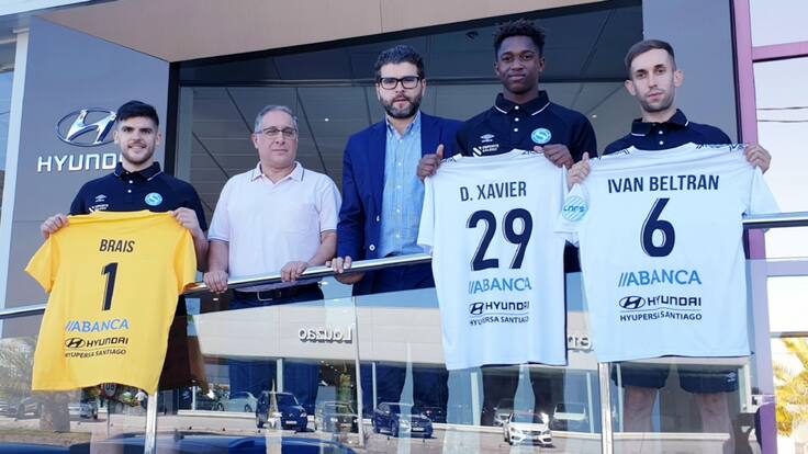 PRESENTACIÓN DE IVÁN BELTRÁN, DOMINGOS XAVIER Y BRAIS EN EL SANTIAGO FUTSAL
