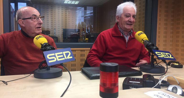 Los representantes vecinales de Delicias y el barrio del Hospital en los estudios de Radio Valladolid