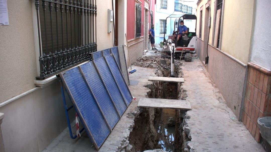 Renovación de las instalaciones de abastecimiento en la calle Estudio.