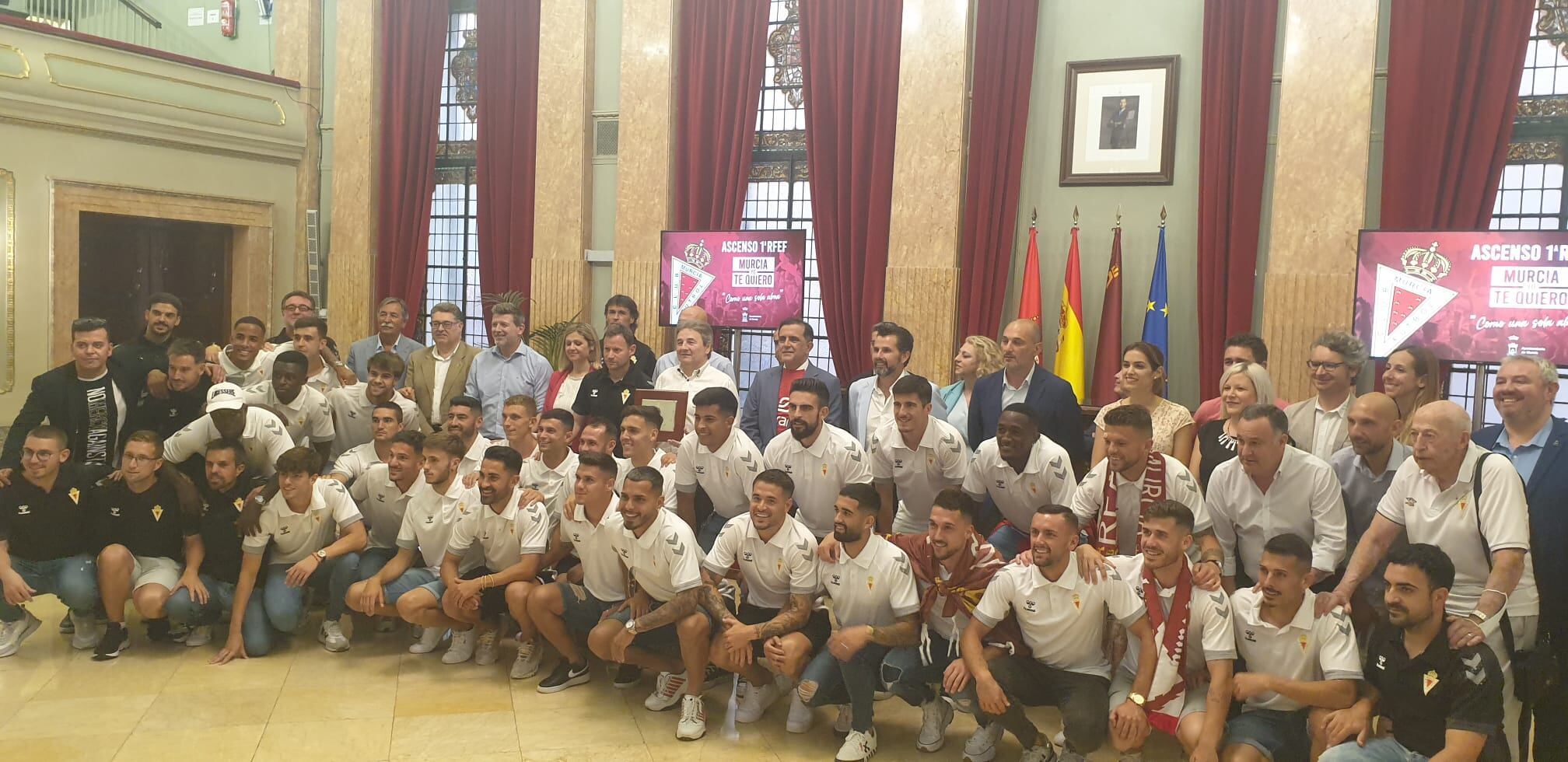 Recepción del Real Murcia en el Ayuntamiento