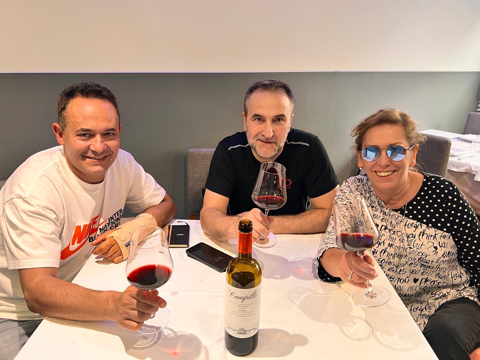 Jesús González, Iñigo Kortabitarte y Mireia Alonso en &quot;Kobika&quot;