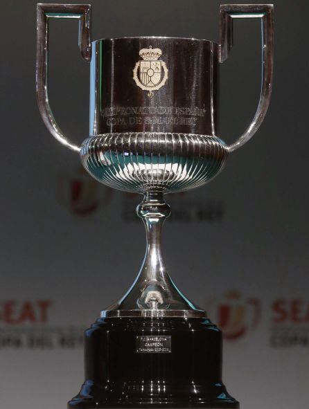 El trofeo de la Copa del Rey.