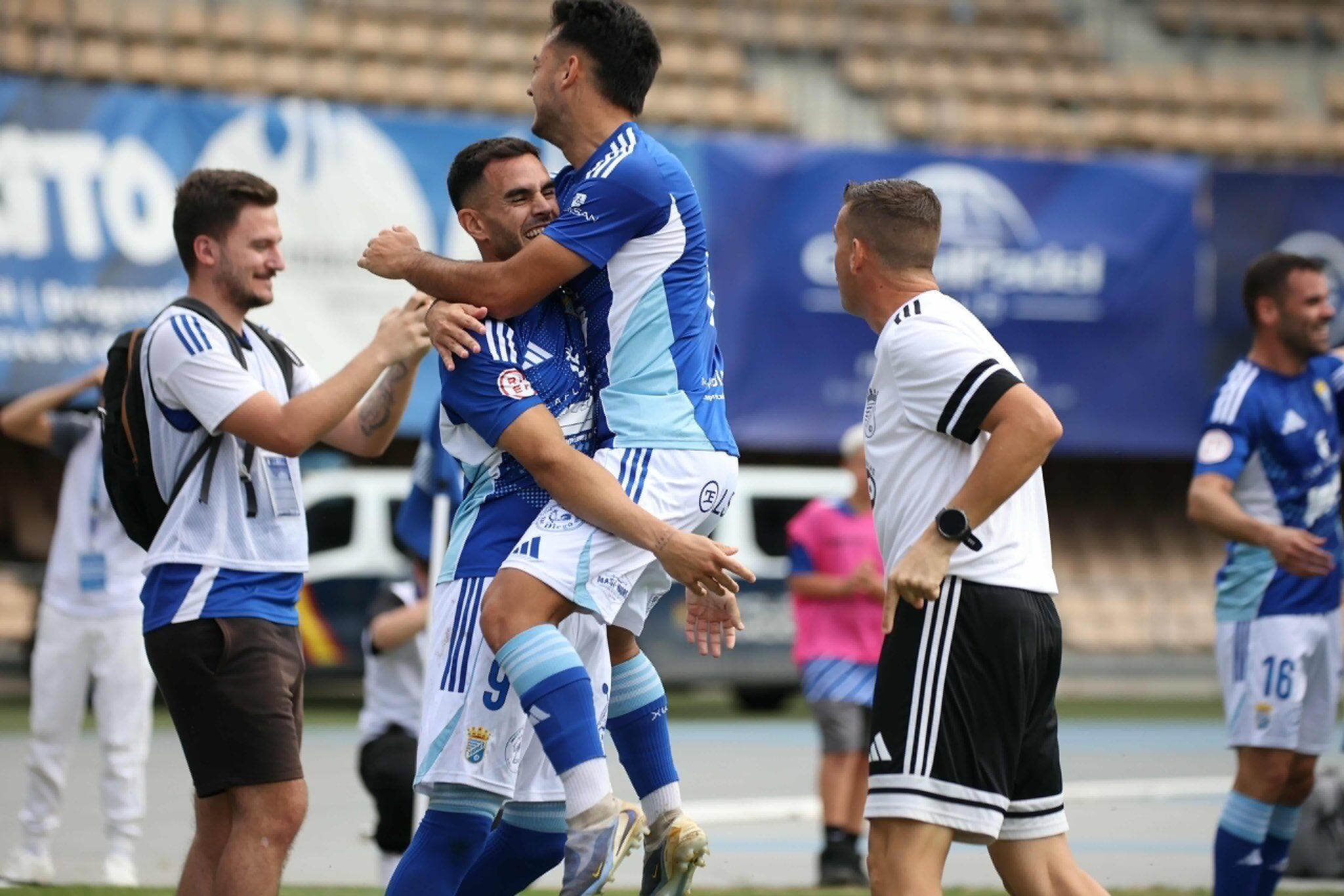 Nané celebra el gol ante el UCAM Murcia