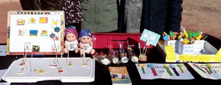 Productos elaborados por el centro en su mercadillo solidario