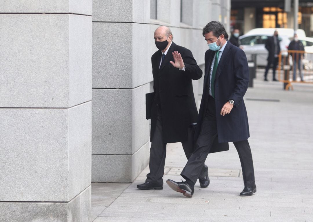 El exministro del Interior Jorge Fernández Díaz, a su llegada a la Audiencia Nacional para realizar el careo