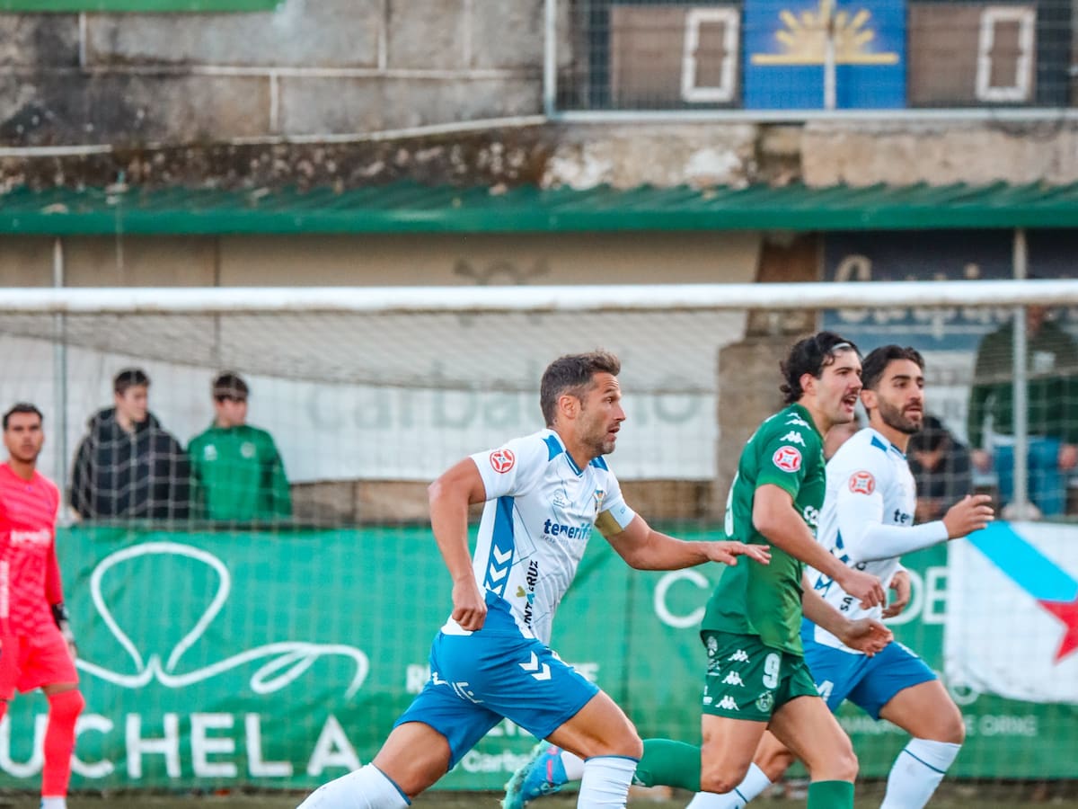Un gol en el 98' devuelve la ventaja del CD Tenerife a los nueve puntos