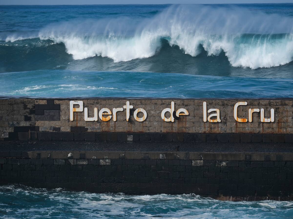 Hallan el cadáver del parapentista que cayó al mar en Tenerife