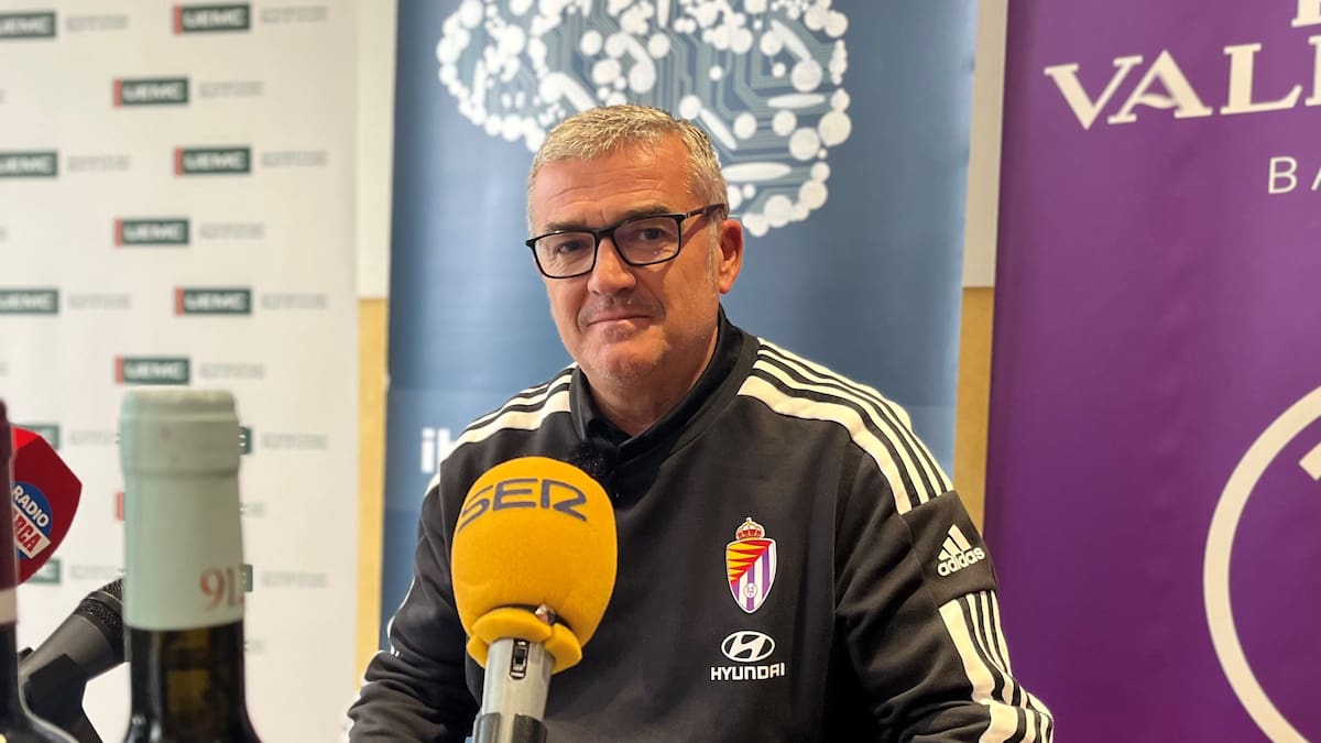 Paco García: "A Burgos le está costando bajar al barro, pero es un equipo para jugar en ACB"