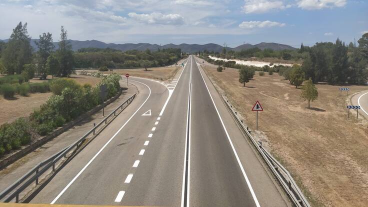 Entrevista a Romina del Rey. La Diputada autonómica del PSPV-PSOE critica la lentitud del gobierno de Mazón respecto a la CV-60