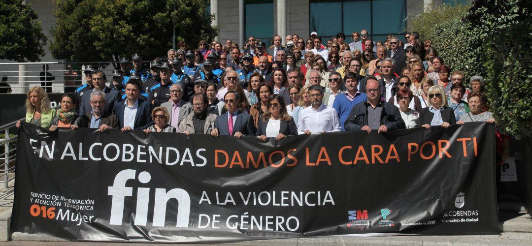 Concentración contra la violencia de género en Alcobendas