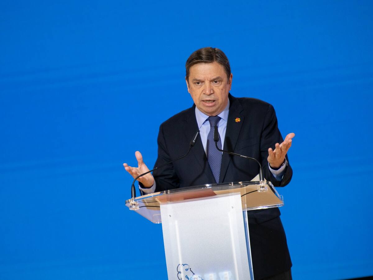 ENTREVISTA Lluís Planas (ministre d’Agricultura i exambaixador al Marroc): “Tenim un pes de control de fronteres que no és gens senzill i l’altre dia va haver un intent organitzat. És un fet tràgic però cal prendre’l amb perspectiva”