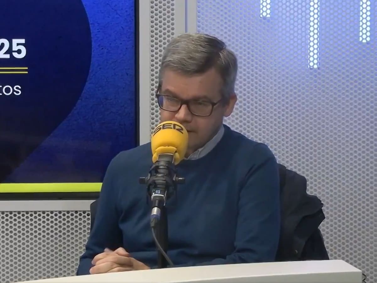 Manuel Rico, sobre la dimisión de tres diputados del PP de Madrid: "Es la mayor crisis institucional del gobierno de Ayuso"