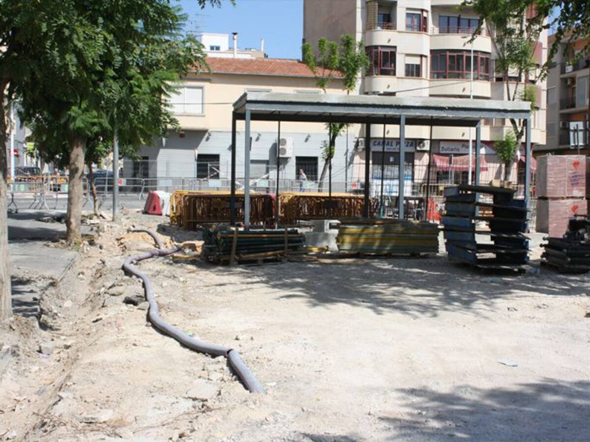 Novelda pone en marcha la licitación de los servicios de restauración de sus parques