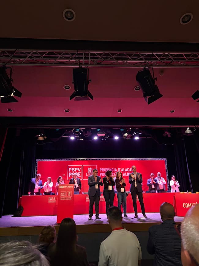 Comité provincial del PSOE en Villena