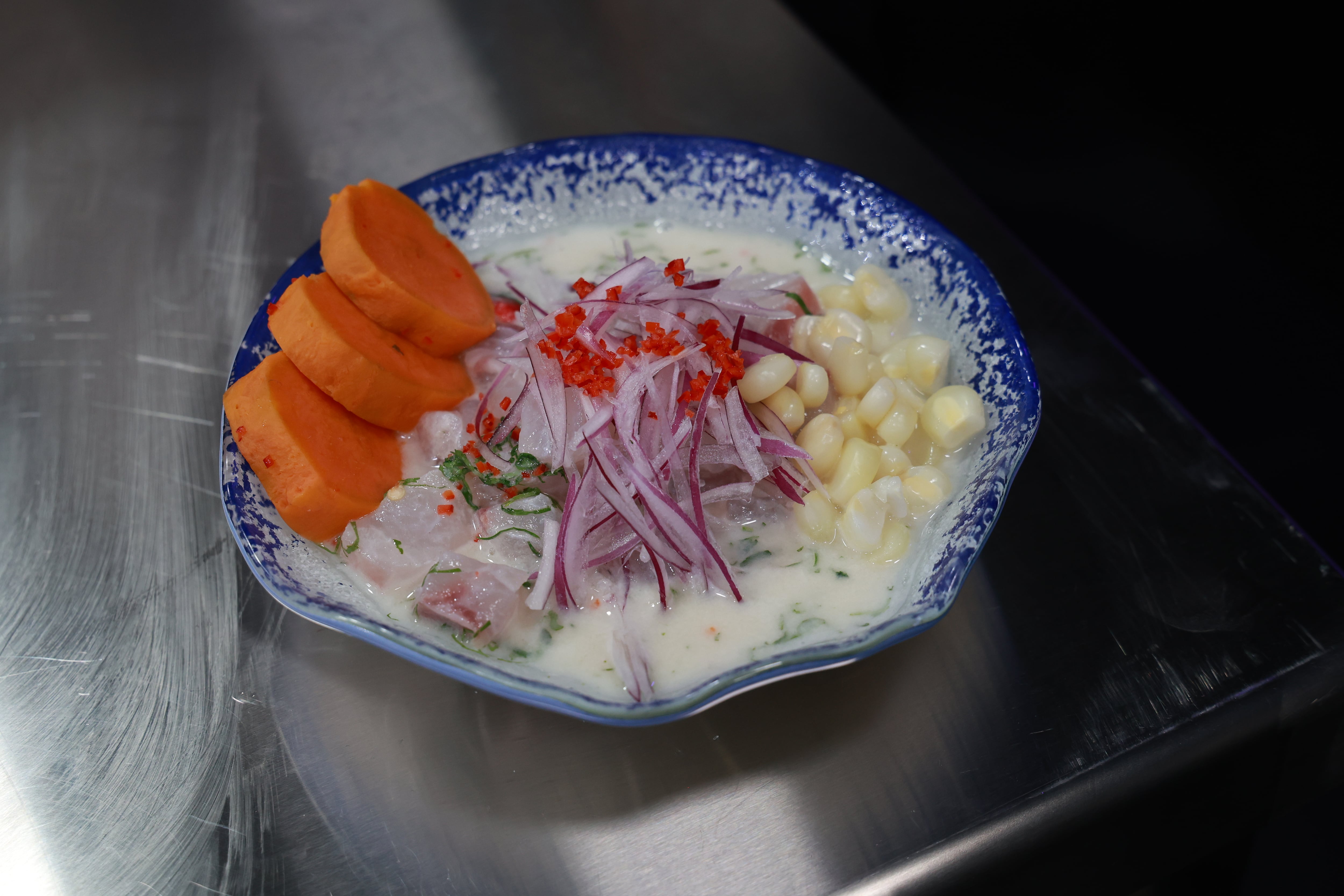 Cebiche clásico de Gastón Acurio.