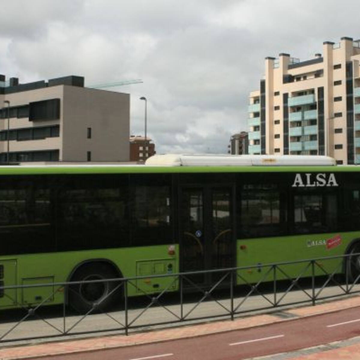 Los autobuses nocturnos llegan a la zona norte de Tres Cantos
