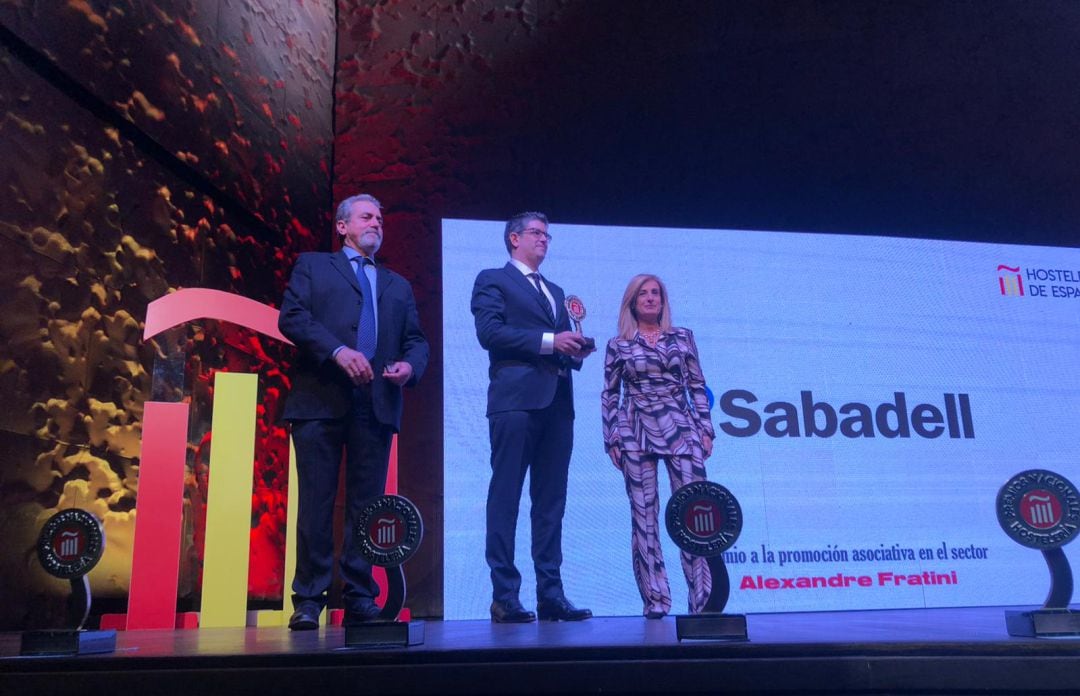 Alexandre Fratini recibe uno de los Premios Nacionales de Hostelería