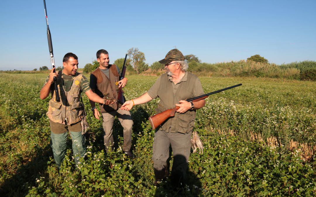 Imatge d’arxiu d’un grup de caçadora a Alguaire 