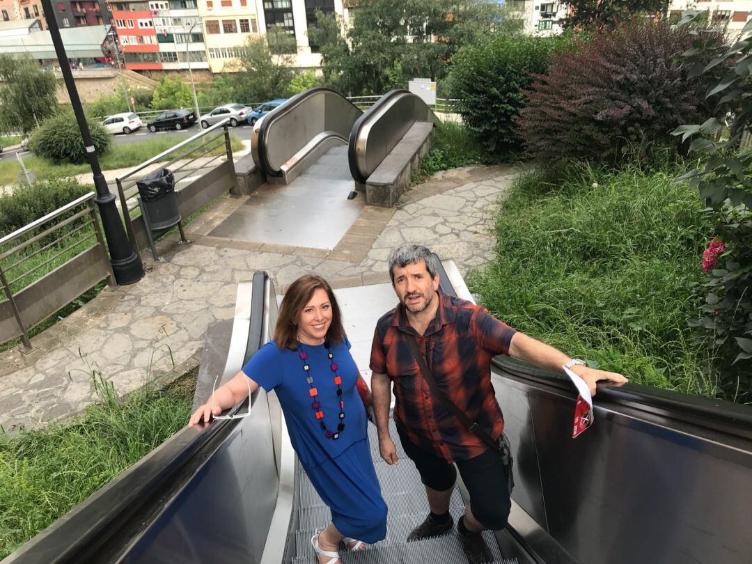 Mireia Alonso y Josema Azpeitia, en Eibar