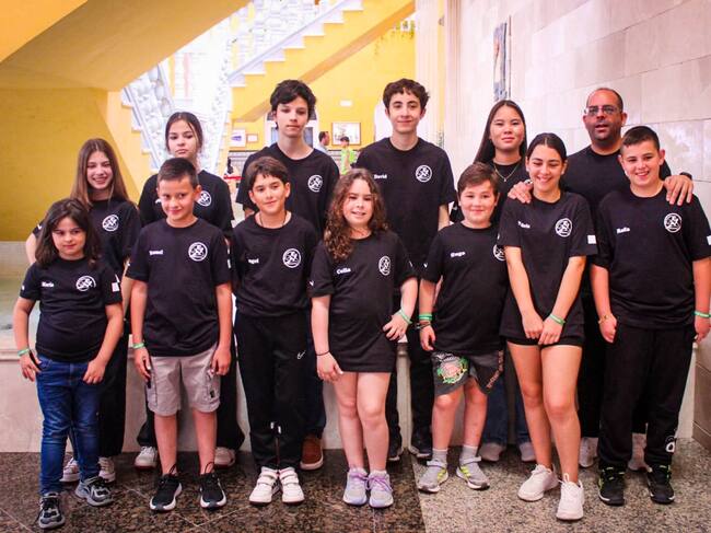 Componentes del Club Ajedrez Roquetas que han completado un torneo brillante en las diferentes categorías a nivel andaluz.