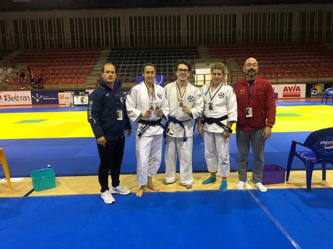 Destacado papel de los tres integrantes del Marbel: Tamara, Anita y Luis, en la V Copa de España de Jiu Jitsu