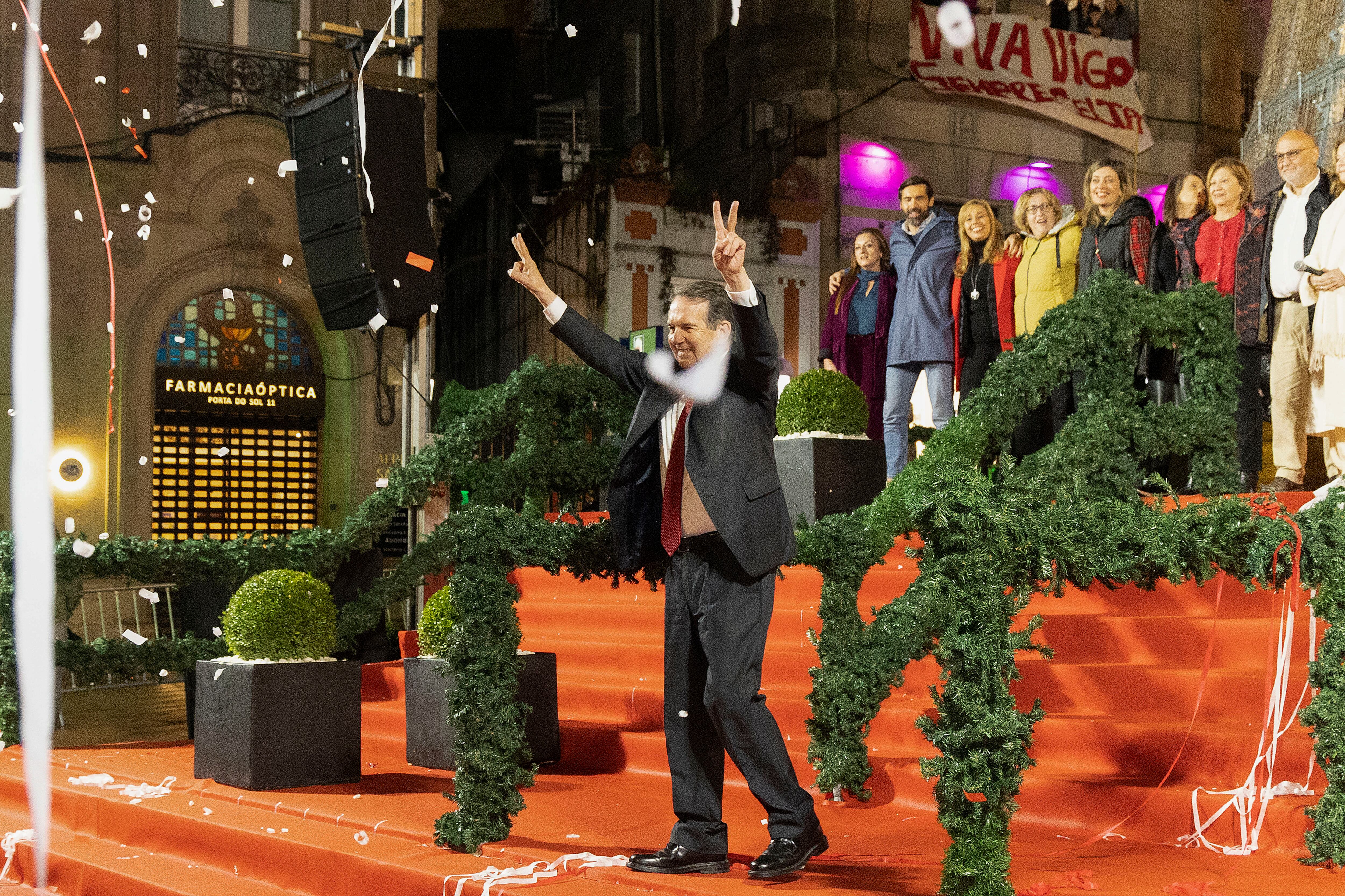 El alcalde de Vigo, Abel Caballero, durante el encendido del alumbrado navideñ
EFE/Salvador Sas