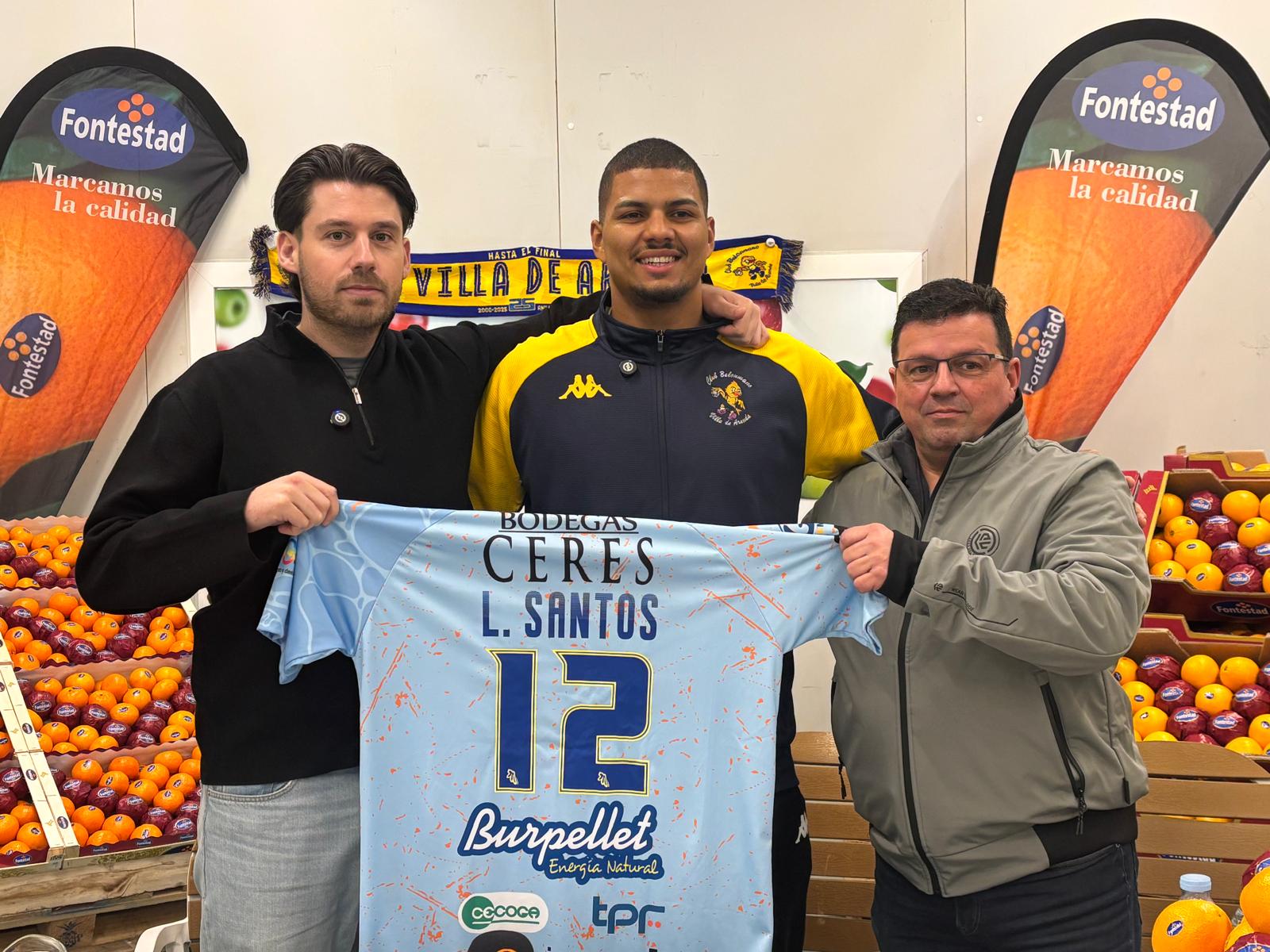 Lucas Santos, presentado en Frucarbo