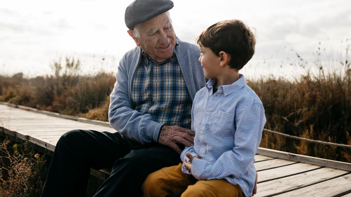 ¿Le hablas a tus hijos de valores y emociones? Una psicóloga explica la importancia de tratarlos desde que son pequeños