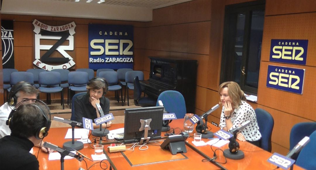 Emisión de La Rebotica, en Radio Zaragoza, con la portavoz del PSOE en el Ayuntamiento de Zaragoza, Pilar Alegría