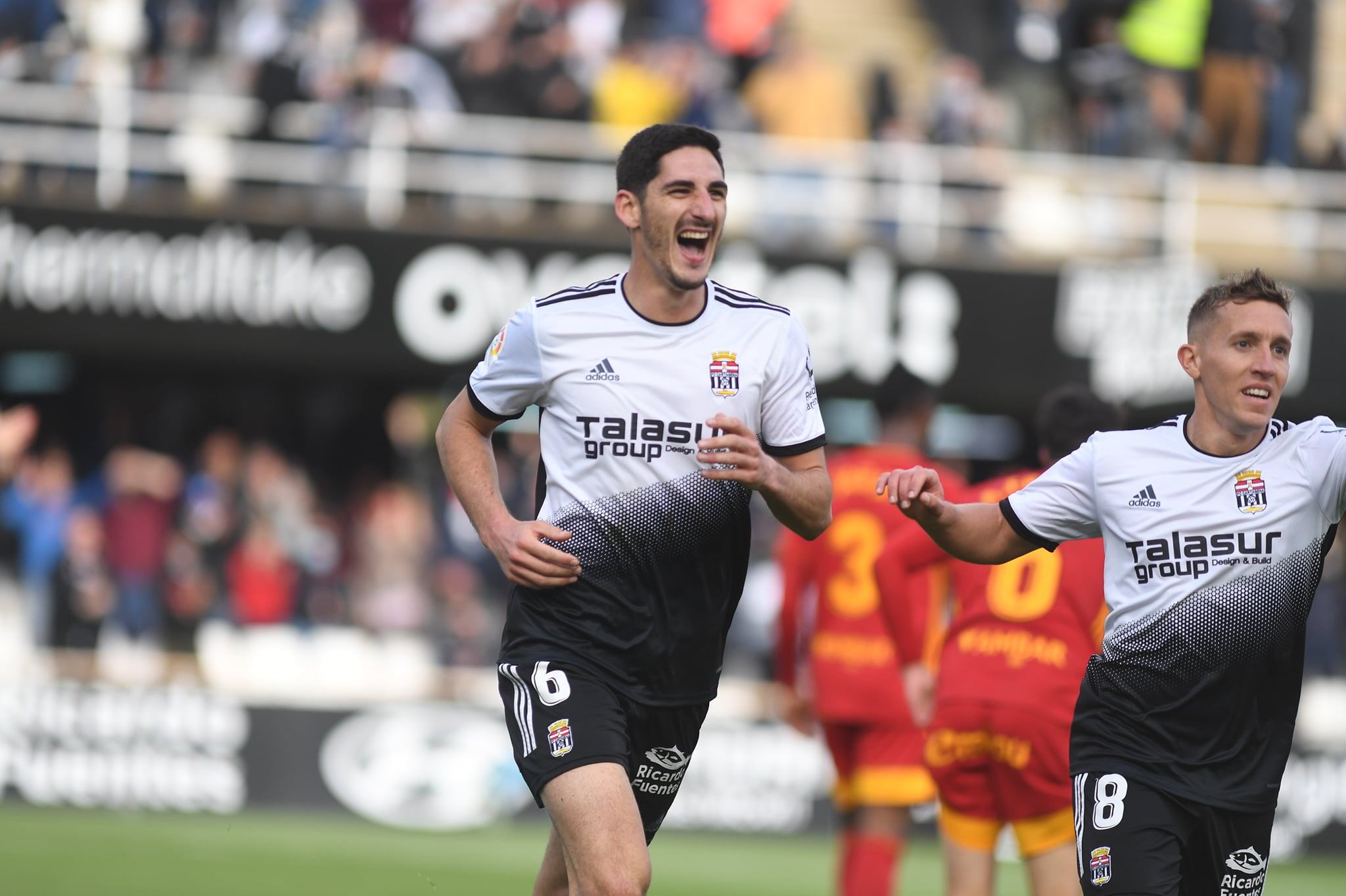 Yann Bodiger celebra un gol esta temporada