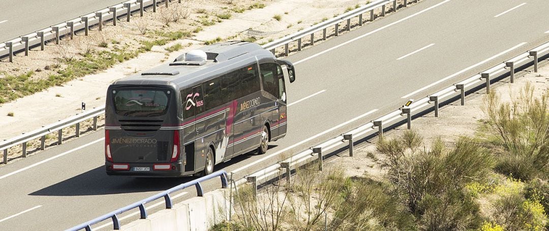 Autobús de la línea Ávila-Madrid. Foto de archivo