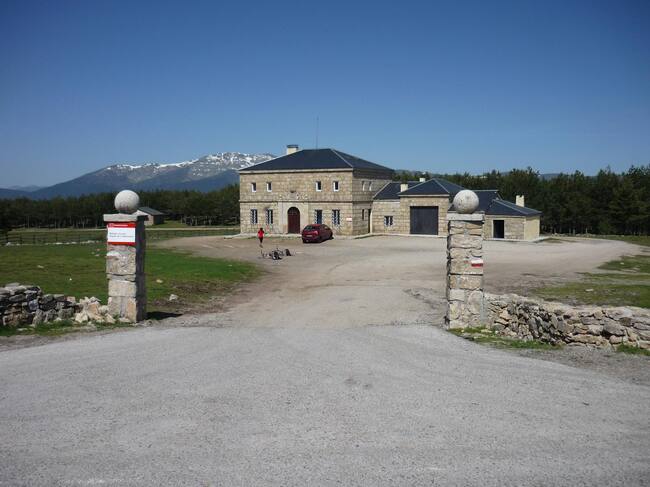 Refugio del alto de La Morcuera