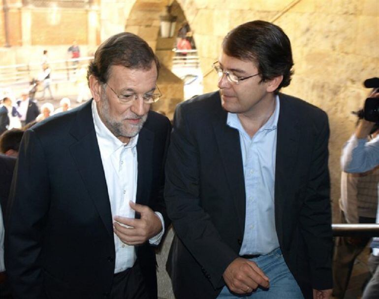 Rajoy, junto a Mañueco.