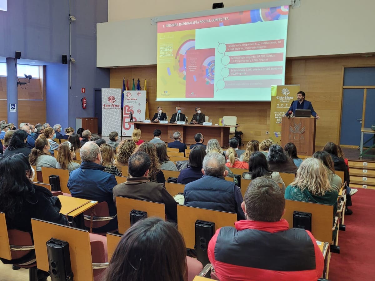 "La crisis de la COVID-19 ha dejado trabajadores más pobres y menos realizados personal y socialmente"